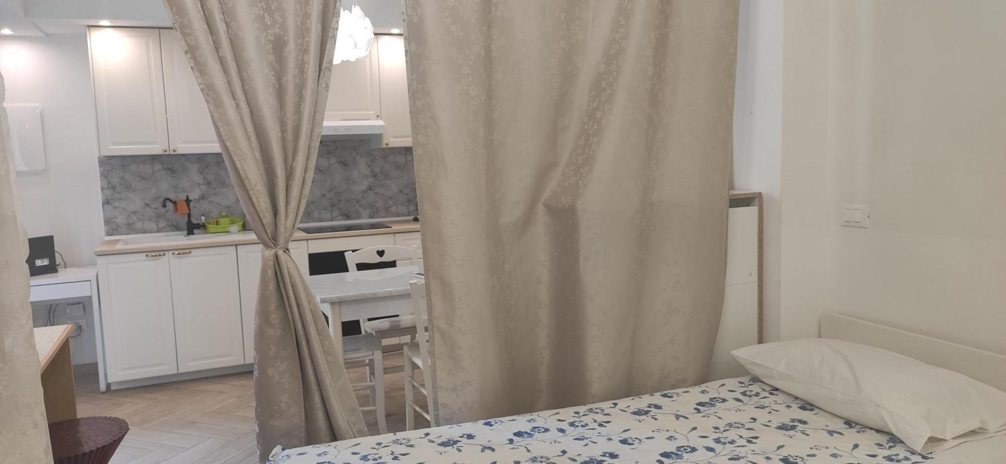 Romantic House Posto Auto Aria Condizionata Apartment Болоня Екстериор снимка